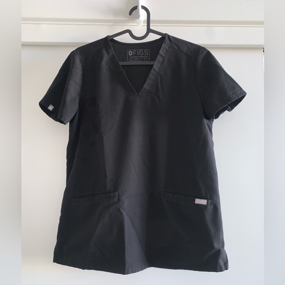 Black Figs Scrub Set